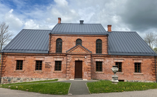 xajf4868_orig.jpg